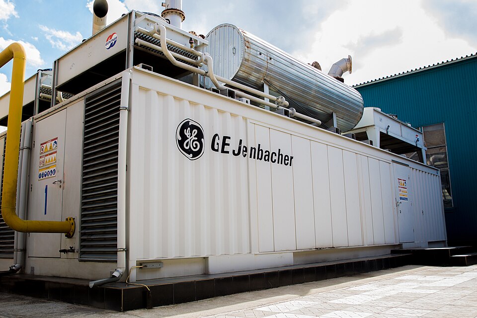 GE Jenbacher gas engine with generator — CHP unit